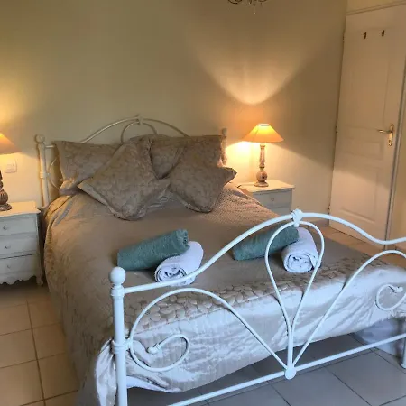 Limoux Villa * לימו