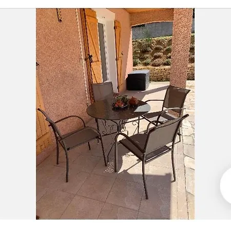 Limoux Villa וילה