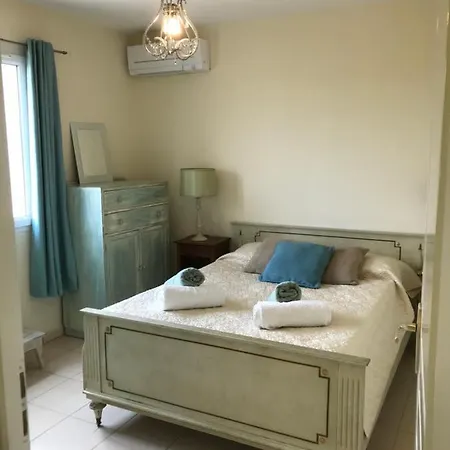 Limoux Villa וילה
